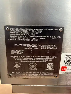 Used Vulcan Used Vulcan VIG36-R301 Thermostatic Natural Gas 36" Flat Top Griddle with 1" Chrome Plate Commercial Flat Top Griddles Illinois US | Falcon Restaurant Supply #1376046