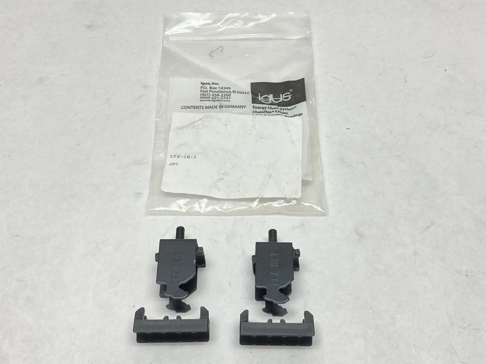 USED IGUS STRAIN RELIEF CLAMPS LOT OF 2