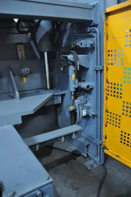 USED HACO HSLX 3100 X 8 MM CNC