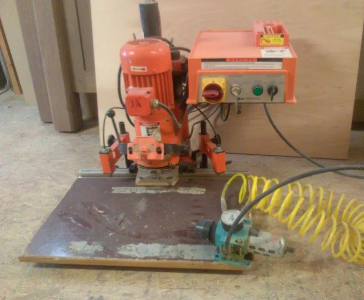 Used BLUM MINIPRESS P Heavy Duty & Sensitive Single Spindle Drills Ohio US | Longtown Joinery LLC #1261735