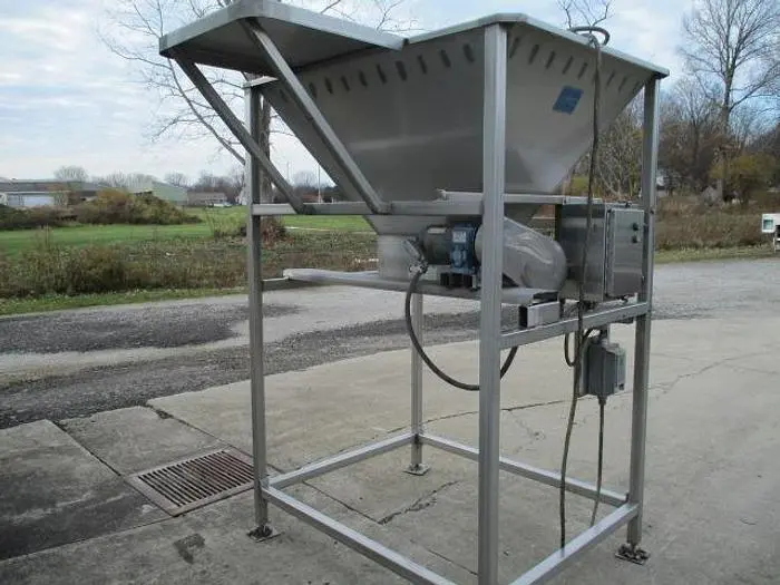 Used CUSTOM STAINLESS DECLUMPER Lump Breaker Illinois US | M&M Equipment Corp. #1145026