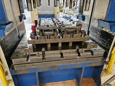 Used _UNKNOWN_ _UNKNOWN_ Drawing Presses FR | Apex Group #1550758