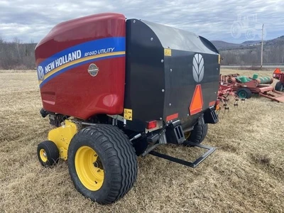 Used 2024 NEW HOLLAND RF440 UTILITY Square Balers Maine US | Beauregard Equipment #1511360