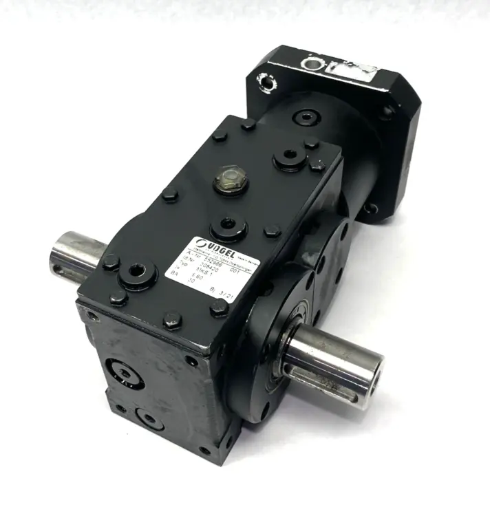 Used VOGEL PRECISION BEVEL HELICAL GEARBOX, ANGULAR I=9,60 SOLID SHAFT 30842 Gearboxes Michigan US | Maverick Industrial Sales #1088883