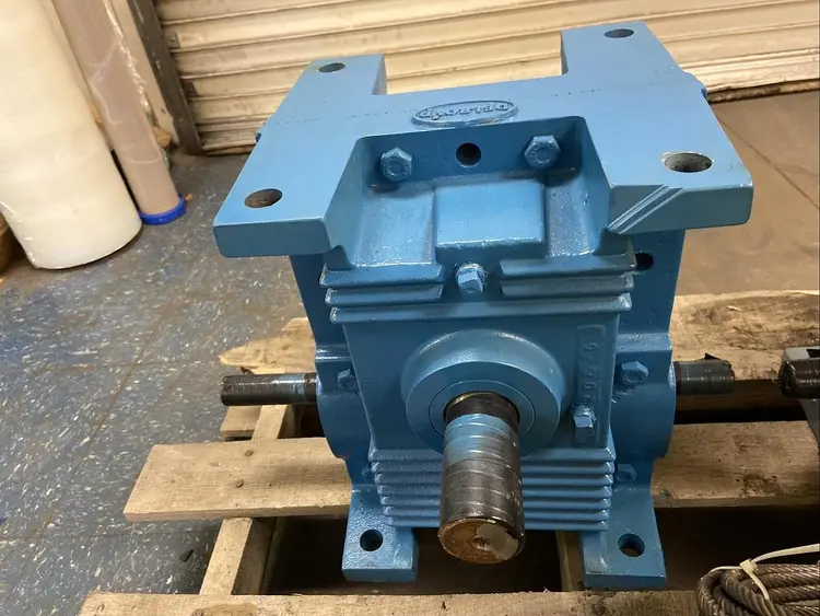 Used DELROYD WORM E40-089-B4 Speed Reducers | Surplus Asset Holdings #1204468