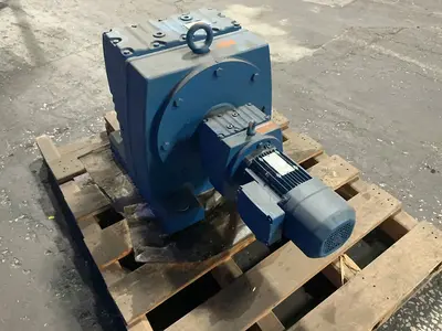 Used SEW R147R77DRE80M4BE1HR Motors (misc) Ohio US | HGR 24 #1309936