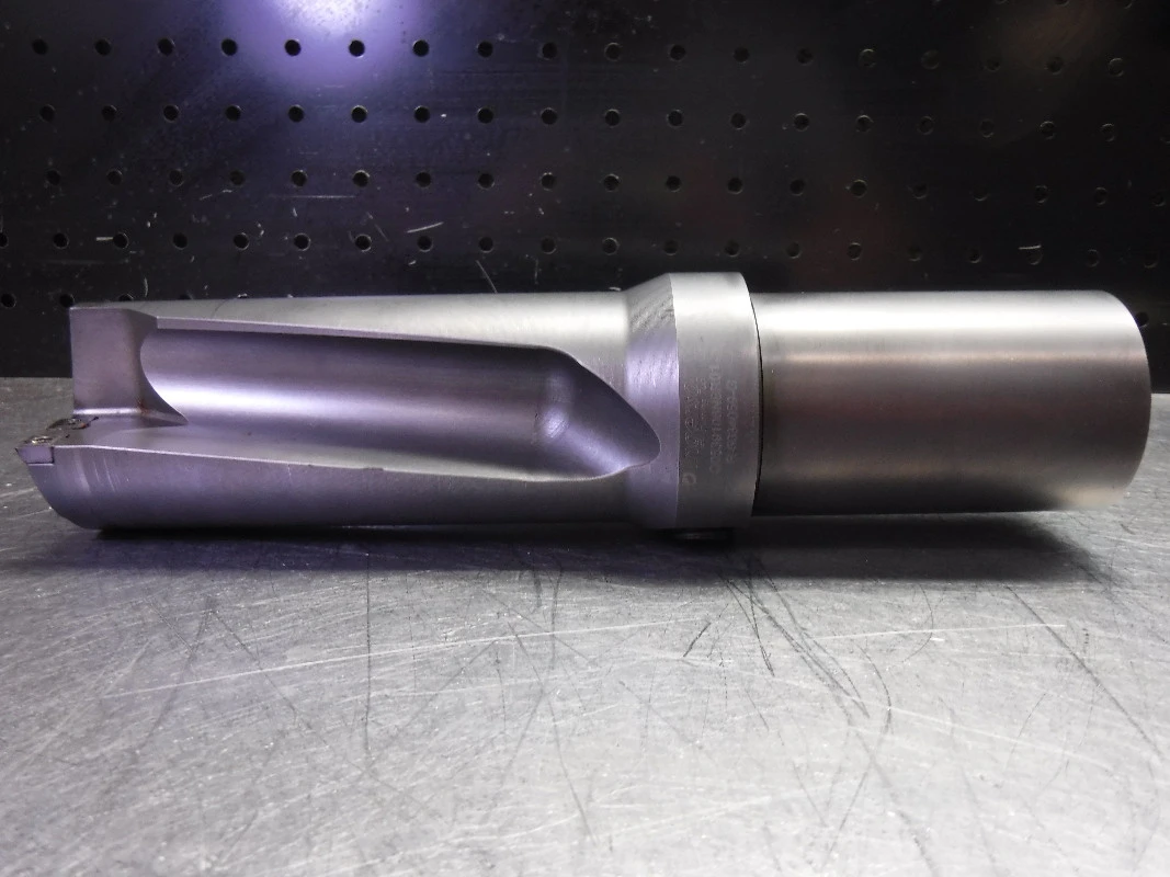 Ingersoll 2.125" Indexable Drill 2" Shank Q0539108N8R01 (LOC2933D)