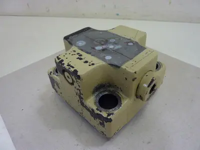 USED VICKERS CVCS32W31S210