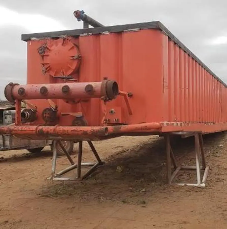 USED DRAGON 200BBL OPEN TOP TANK WITH GAS BUSTERS