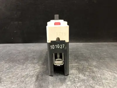 USED CUTLER-HAMMER FDB1015