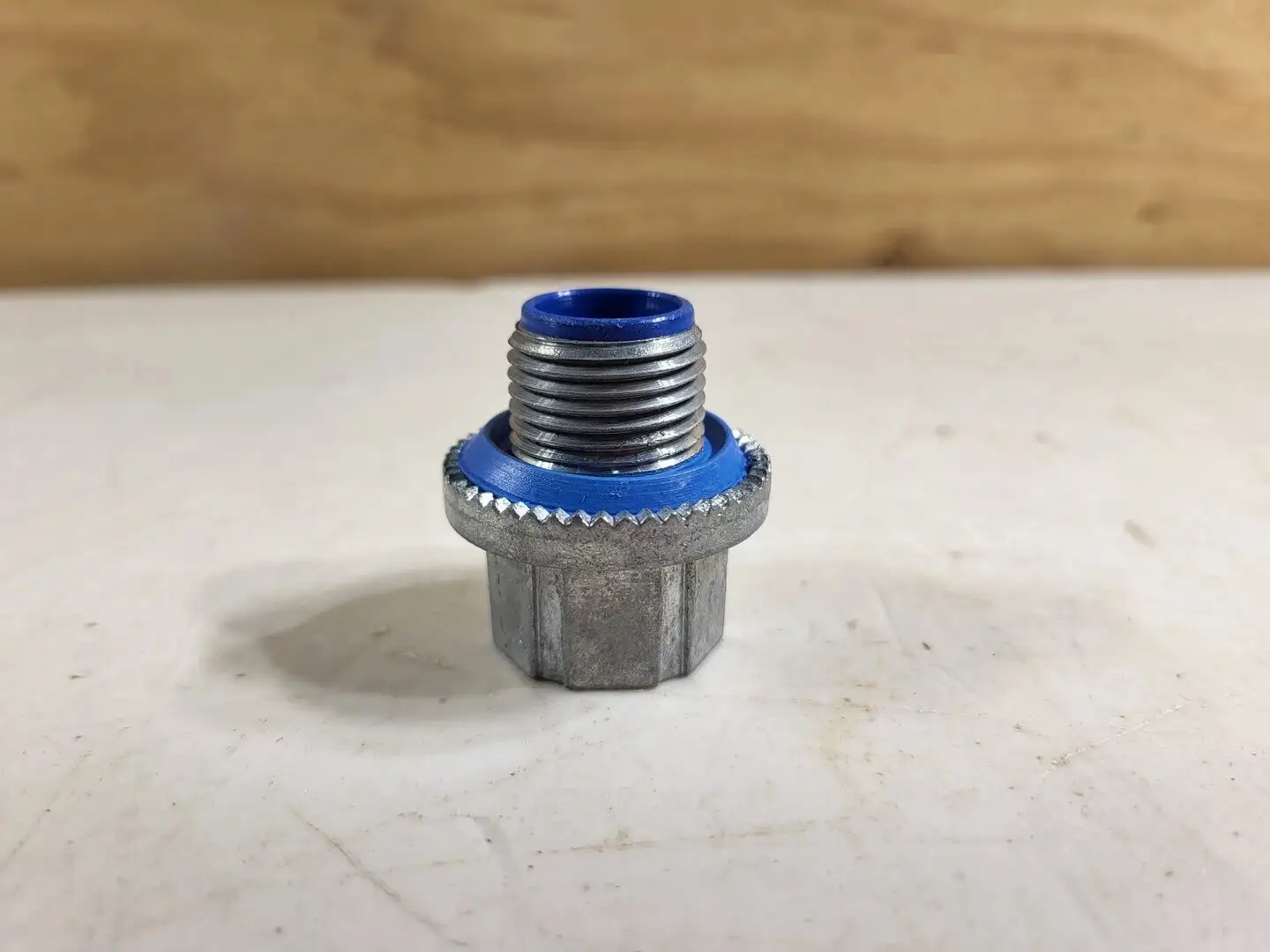 NEW THOMAS & BETTS H050GR-C