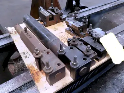SIGMA 32X11 Engine Lathes | Rock Solid Tools (2)