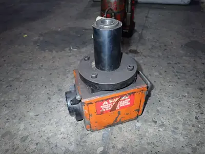 Magnetic Base