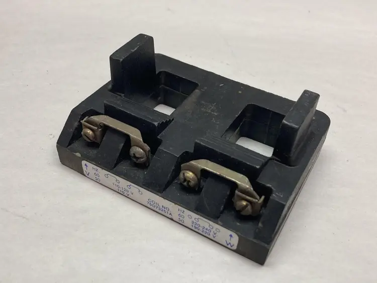 Used SIEMENS 75D73251A Miscellaneous Equipment (Electrical & Power) | Surplus Asset Holdings #1195137