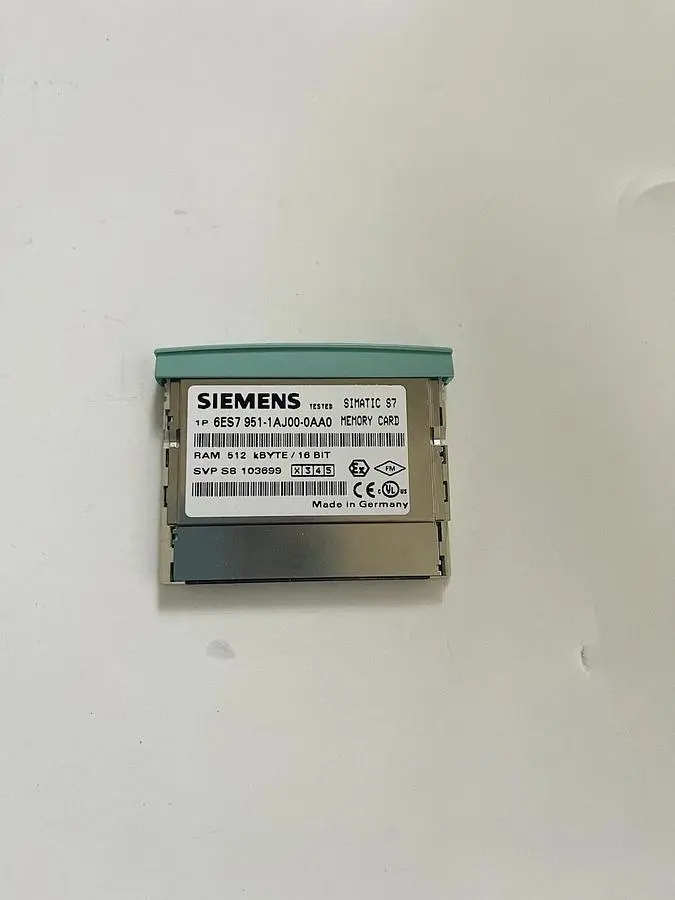 SIEMENS 6ES7951-1AJ00-0AA0 SIMATIC S7 SIMATIC S7 512KB/16BIT MEMORY CARD #K-1168