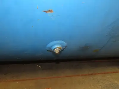 Manchester Vertical Compressed Air Receiver Tank 200 Gallon 200 PSI 30"x 81"