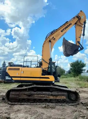 Used 2019 HYUNDAI HX380L Excavators Texas US | Proxy Equipment #1378469
