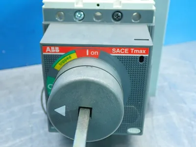 Used ABB TMAXT2H100 Circuit Breakers Ohio US | HGR 24 #981307