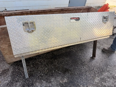 Used TRUCK TOOL BOX _UNKNOWN_ Tool Box Michigan US | Miedema Asset Management Group #1414326