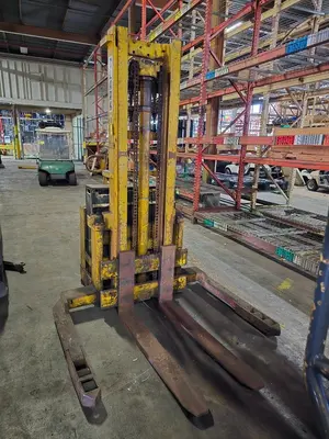 Used _UNKNOWN_ _UNKNOWN_ Pallet Stackers Ohio US | Myron Bowling Auctioneers Inc #1504494