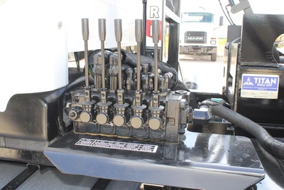 Used 2018 FREIGHTLINER 114SD Rolloff Trucks Texas US | Roll Off Truck World #1491745