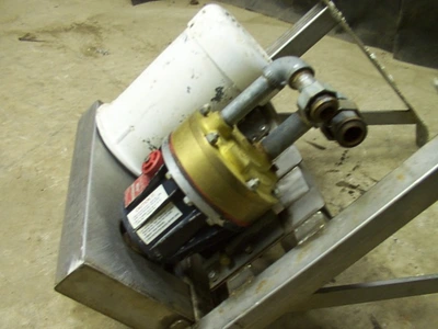 Used _UNKNOWN_ D10XLBNSHHC Diaphragm Pumps Minnesota US | A&I Equipment #1318003