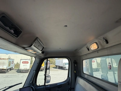 Used 2016 FREIGHTLINER BUSINESS CLASS M2 26' BOX TRUCK Box trucks Ohio US | Miedema Asset Management Group #1709388