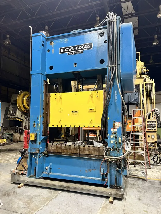 Used 1999 BROWN BOGGS BROWN BOGGS SS2-250-72-39 PRESS Straight Side Presses | Alma Machinery #898786