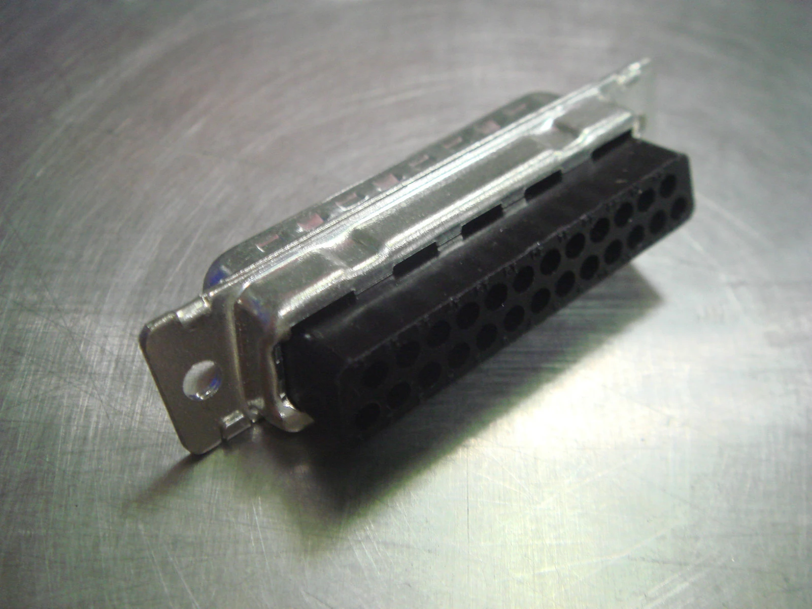 NEW AMP 25-pin Female Connectors