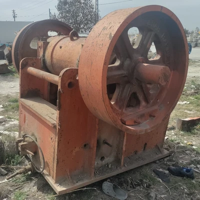 Universal Cedarapids 24in x 36in Jaw Crusher