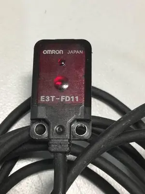 USED OMRON E3T-FD11