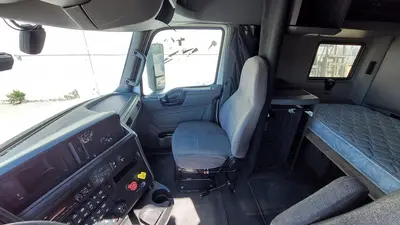 2019 INTERNATIONAL LT625 Sleeper Truck Tractor | Platinum Group (25)