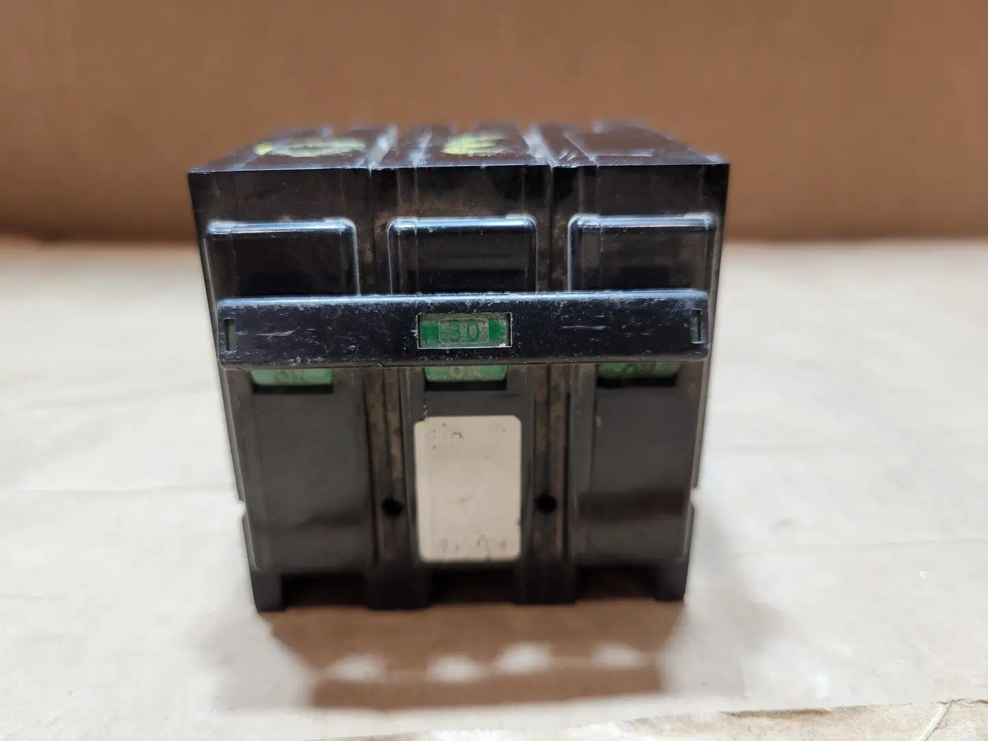 30 Amp 3 Pole 240 Volts Circuit Breaker