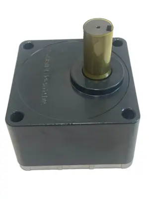 NEW ORIENTAL MOTOR VEXTA GFB5G100 MOTOR REDUCER
