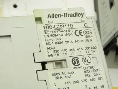 Allen Bradley 103H-NX2D Reversing Motor Starter Enclosed Disconnect 140M-C2E-C10