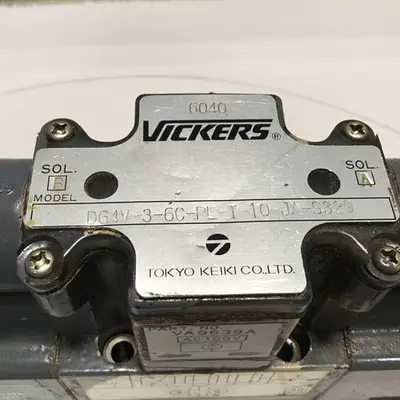 USED VICKERS DG4V36CPLT10JAS329