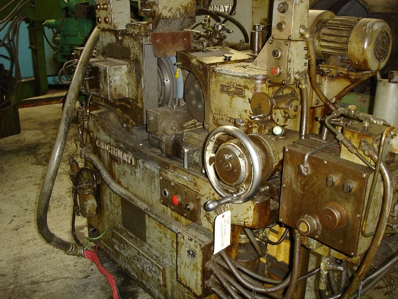#107-4 CINCINNATI CENTERLESS GRINDER