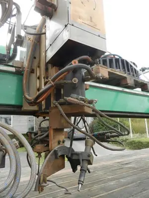 USED ZINSER CNC 2215-4