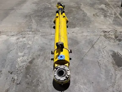 USED KOMATSU EH5933