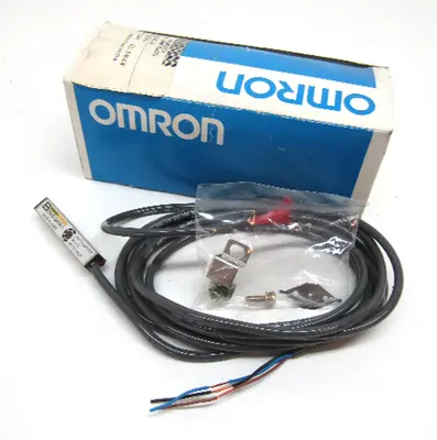 NEW OMRON E3HS-DS5E1