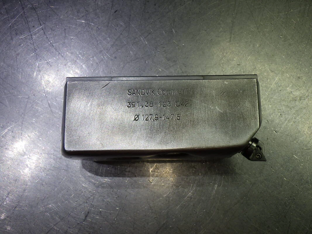 Sandvik 127.9-147.5mm Vari-Set Style Aluminum Boring Head 391.38-123 042 (LOC1843C)
