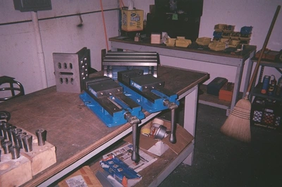 USED 2006 PROTO TRAK