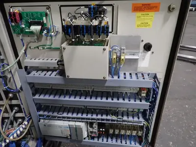 USED YASKAWA / MOTOMAN UP20 / DX200