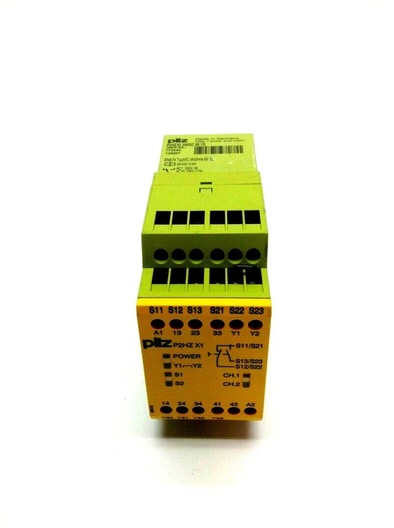 Used PILZ SAFETY RELAY 24VDC 2.5W Relays & Switches | Maverick Industrial Sales #1116741
