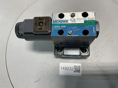 USED VICKERS DG4V-3S-22A-M-U-HL7-60-EN490