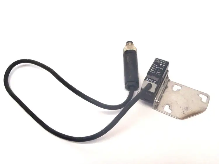Used KEYENCE PHOTOELECTRIC AMPLIFIER, 12/24VDC Miscellaneous MRO | Maverick Industrial Sales #1121948