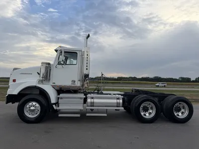 Used 2019 WESTERN STAR 4900 SA DAY CAB Conventional trucks Minnesota US | Carco Truck & Equipment #1513904