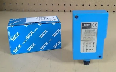 SICK Senseick P WE27-F430 ( 1 010 446 ) Photoelectric Sensor 5D-1