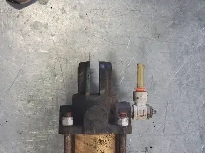 Pneumatic Air Cylinder 2" Bore x 4" Stroke