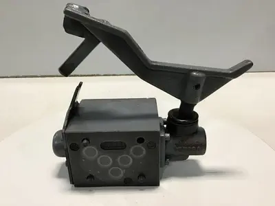 USED PARKER D3ML4BN10X4384